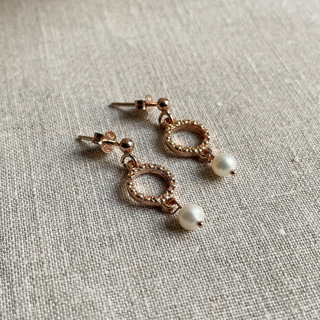 Ngb Jewels - Circle and Pearl Earrings